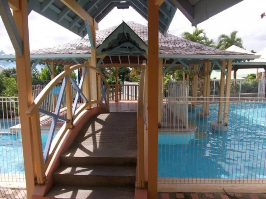 Appartement Ker-Eol Residence Canouan Sainte-Anne Avec Piscine Ngoại thất bức ảnh